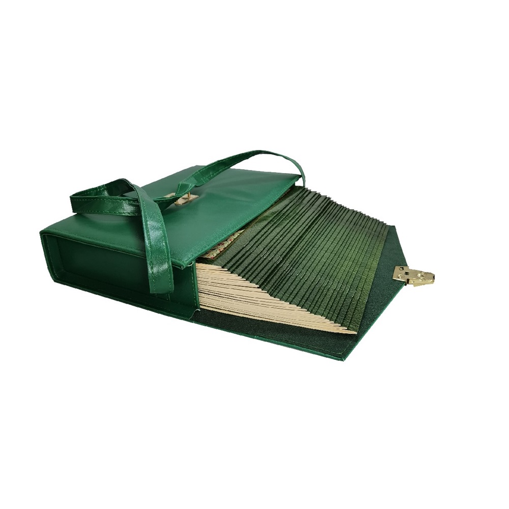 234YEŞİL-ORTA BOY OTUZ CÜZ MÜHÜRLÜ KURAN-I KERİM-SUNİ DERİ ÇANTALI